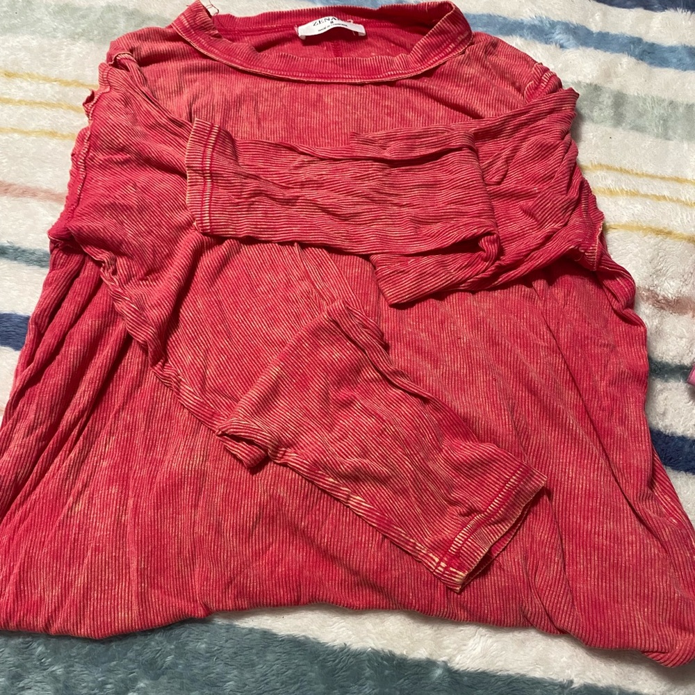 Zenana Outfitters Red Long Sleeve Sweatshirt